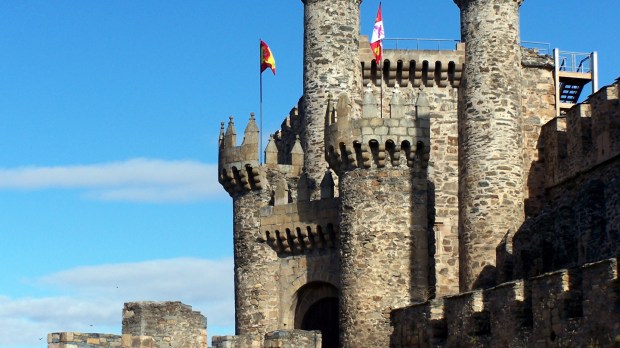 WEB-Castillo de Ponferrada-Espana_Josef Grunig-CC
