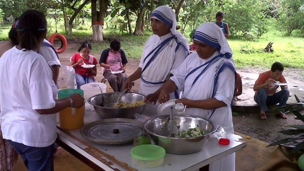Misioneras de la caridad de Calcuta en la casa de niñas en Yaracuy &#8211; Facebook