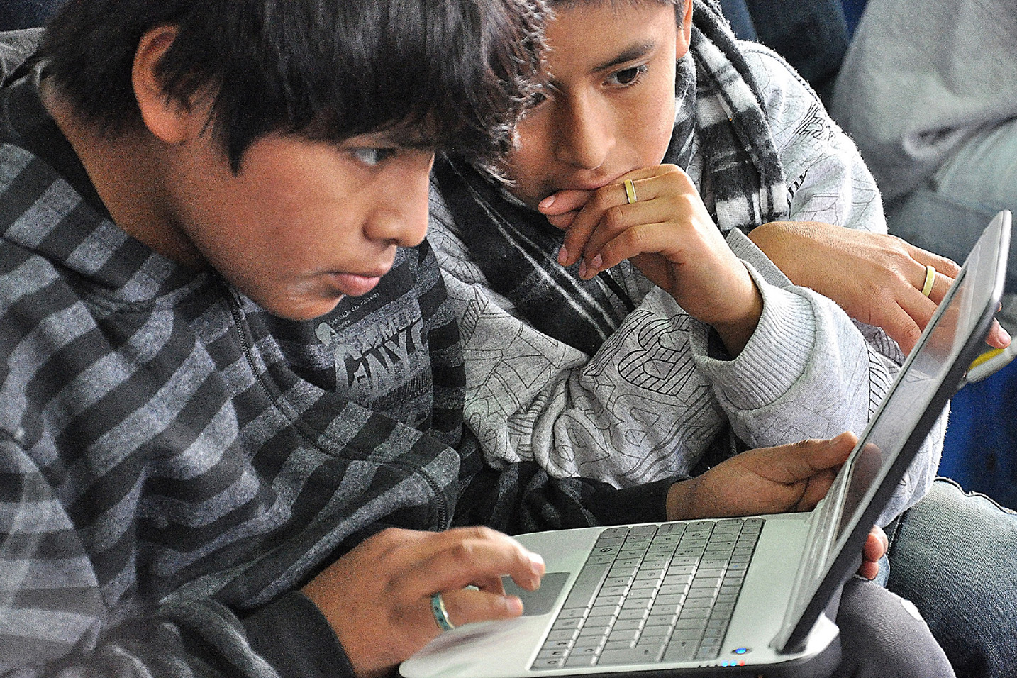 web-education-argentina-reading-children-anses-cc