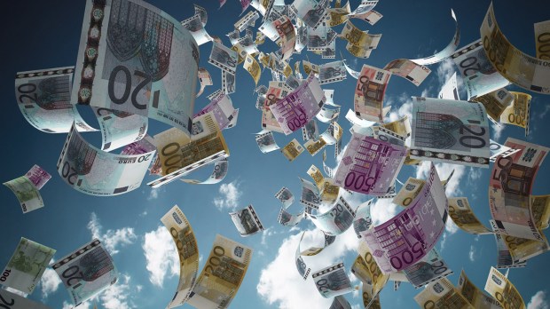web-money-flying-euro-sky-shutterstock_56346754-iurii-ai