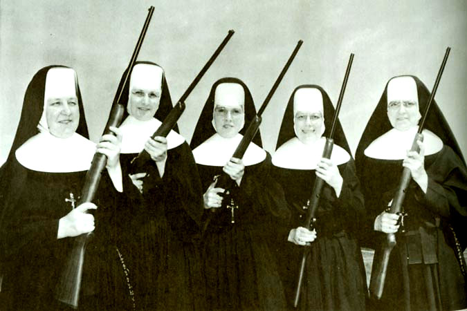 folleto Decremento Llevar Monjas con armas", toda la verdad sobre las monjas armadas