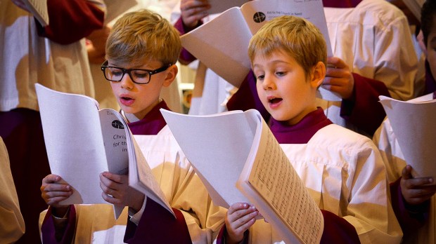 web-boys-choir-closeup-singing-schola-cantorum-of-the-london-oratory-school