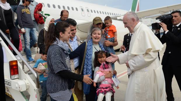 web-pope-syrian-refugees-welcome-c2a9filippo-monteforte-pool-afp-ai