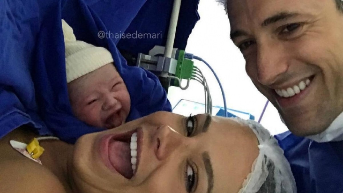 web-happy-baby-instagram