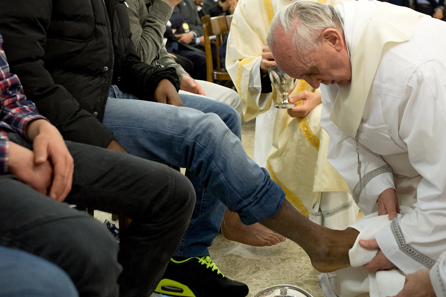 ITALY-VATICAN-POPE-PRISON-EASTER-HOLY THURSDAY