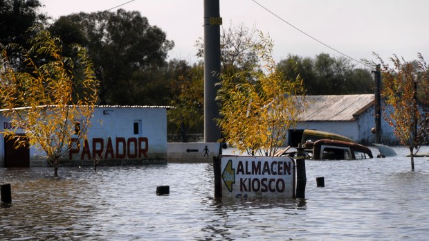 Argentina: Town of Mazaruca under water after heavy rains
