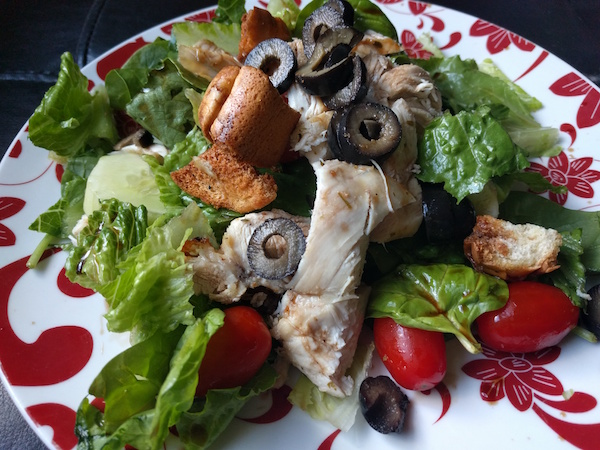 chicken-and-salad-red-plate