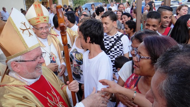 MOnseñor Aldo Giordano visitó la Diócesis de Guarenas durante festividad de la Divina Misericordia 24Abril2017 @GuardianCatolic (2)