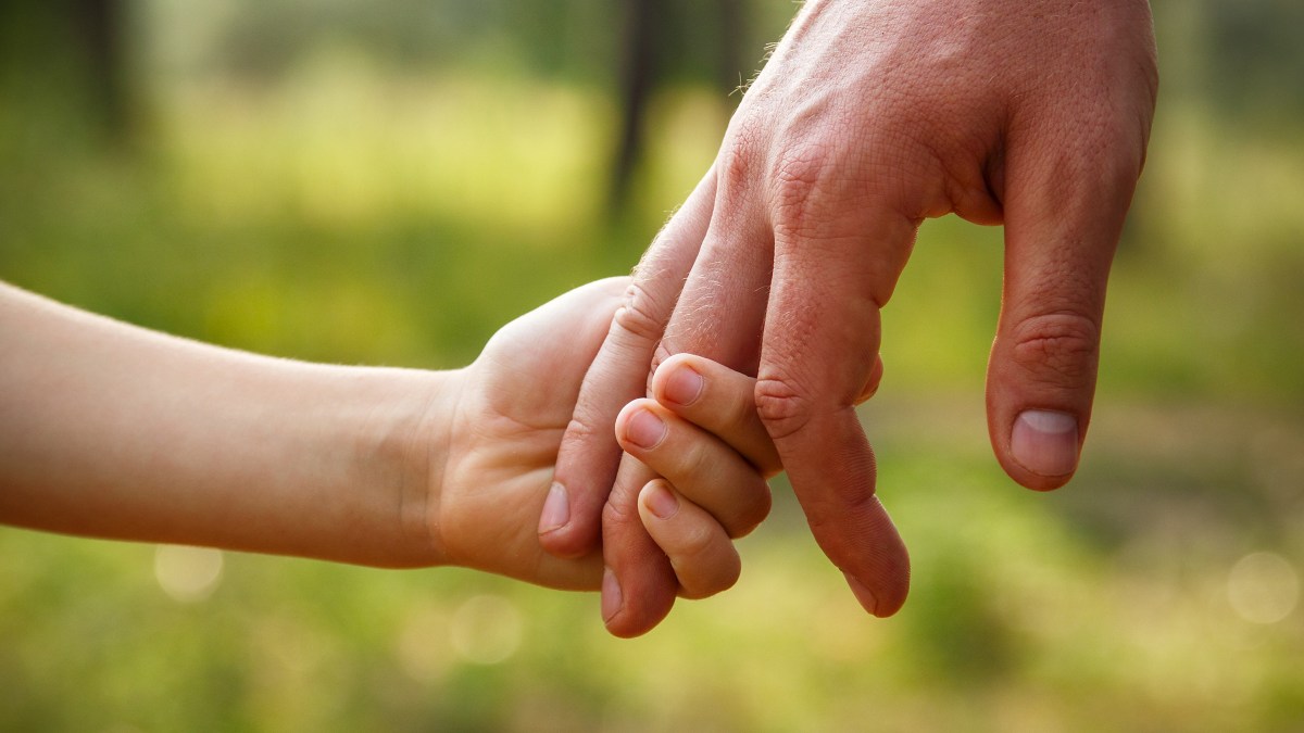 WEB-FATHER-CHILD-HANDS-Vita-Khorzhevska-Shutterstock_108189845