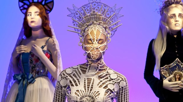 La Virgen María: ¿Un ícono de moda? La Virgen María: ¿Un ícono de moda?
