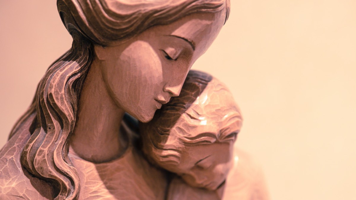 WEB HOLY VIRGIN JESUS WOOD cc Robert Cheaib Flickr