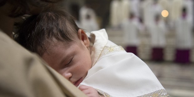 Fotos: 5 criterios para elegir el padrino y la madrina de bautismo