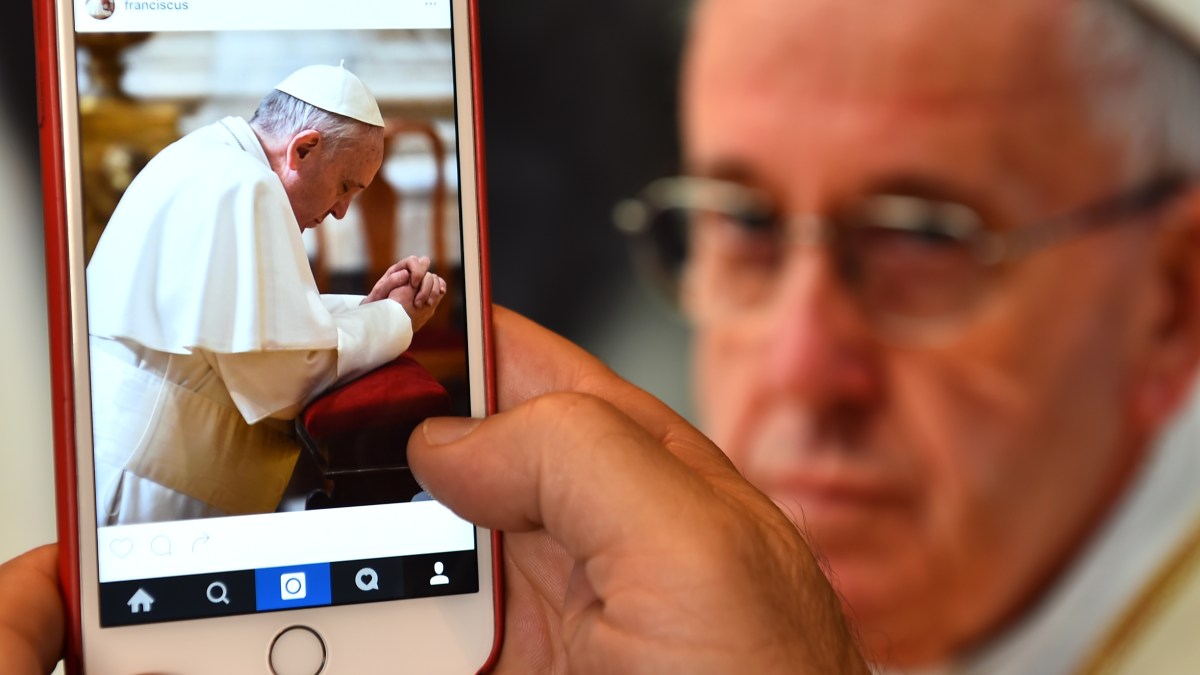 VATICAN-POPE-RELIGION-INSTAGRAM
