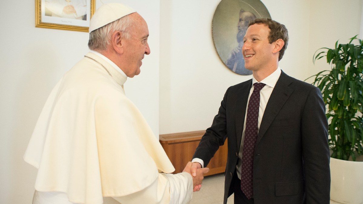 VATICAN-POPE-FACEBOOK