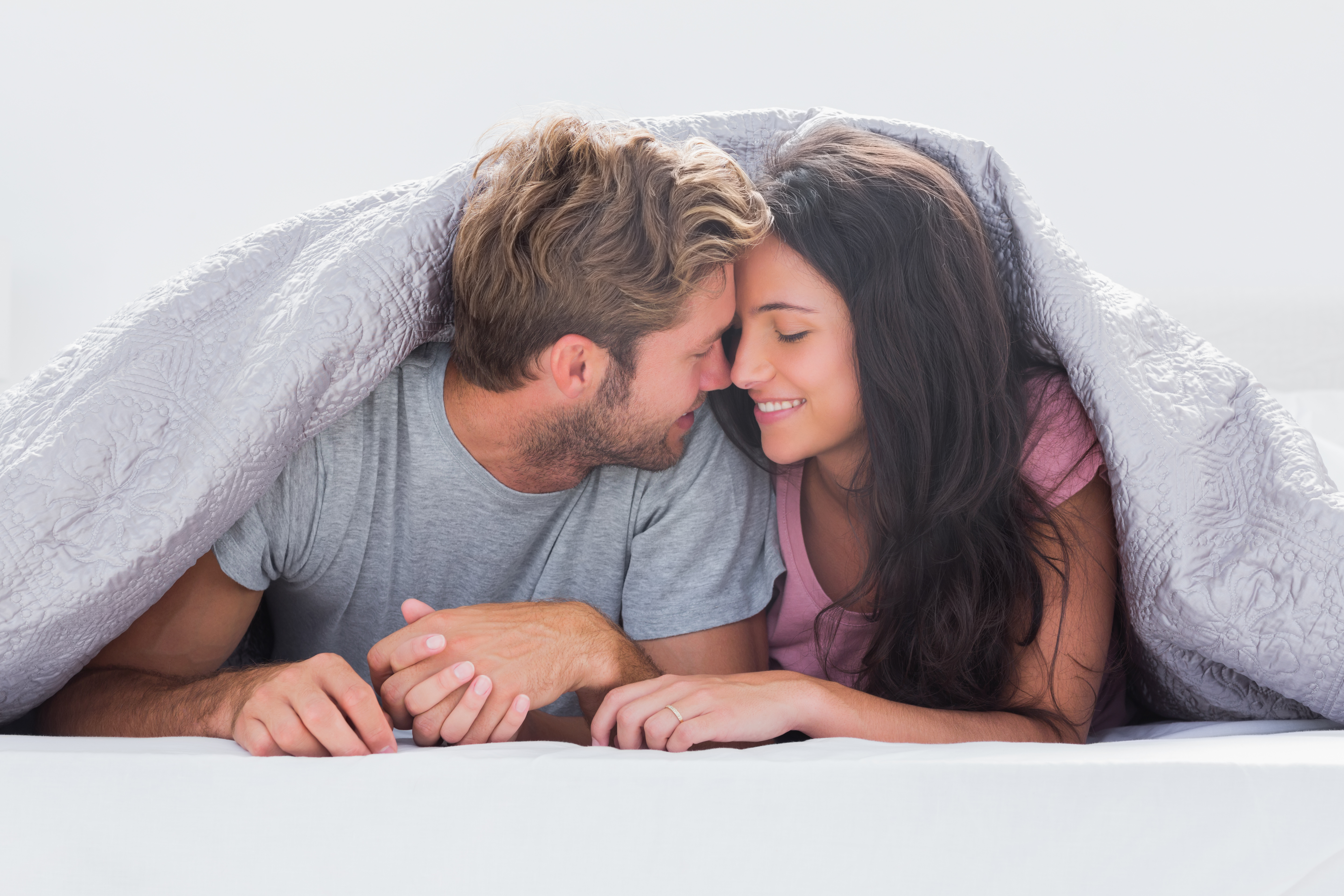 WEB RENDEZ VOUS ALETEIA SEXUALITE COUPLE BED 2 Wavebreakmedia:Shutterstock