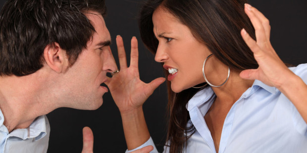 web3-couple-argue-angry-anger-shutterstock_100338131-phovoir-ai