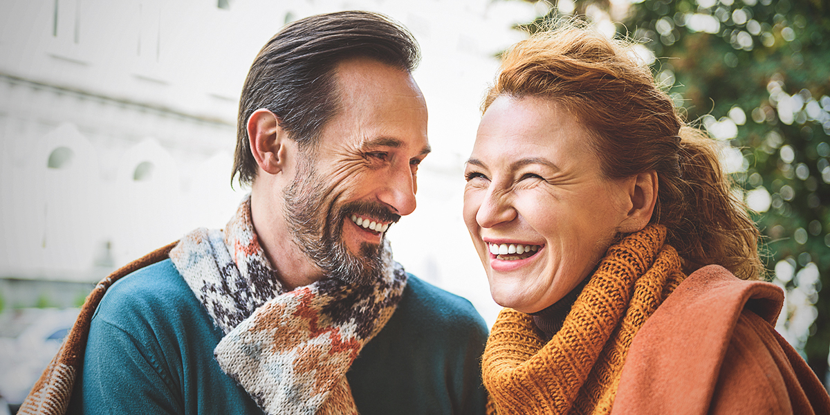 WEB3-HUSBAND-WIFE-WOMAN-MAN-SMILE-LOVE-ENJOYING-SCARF-Olena-Yakobchuk-Shutterstock