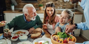 Comidas familiares, ¿una batalla campal? Tips para evitarlo