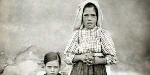 El día que Lucía le dio a la Virgen de Fátima un frasco de colonia