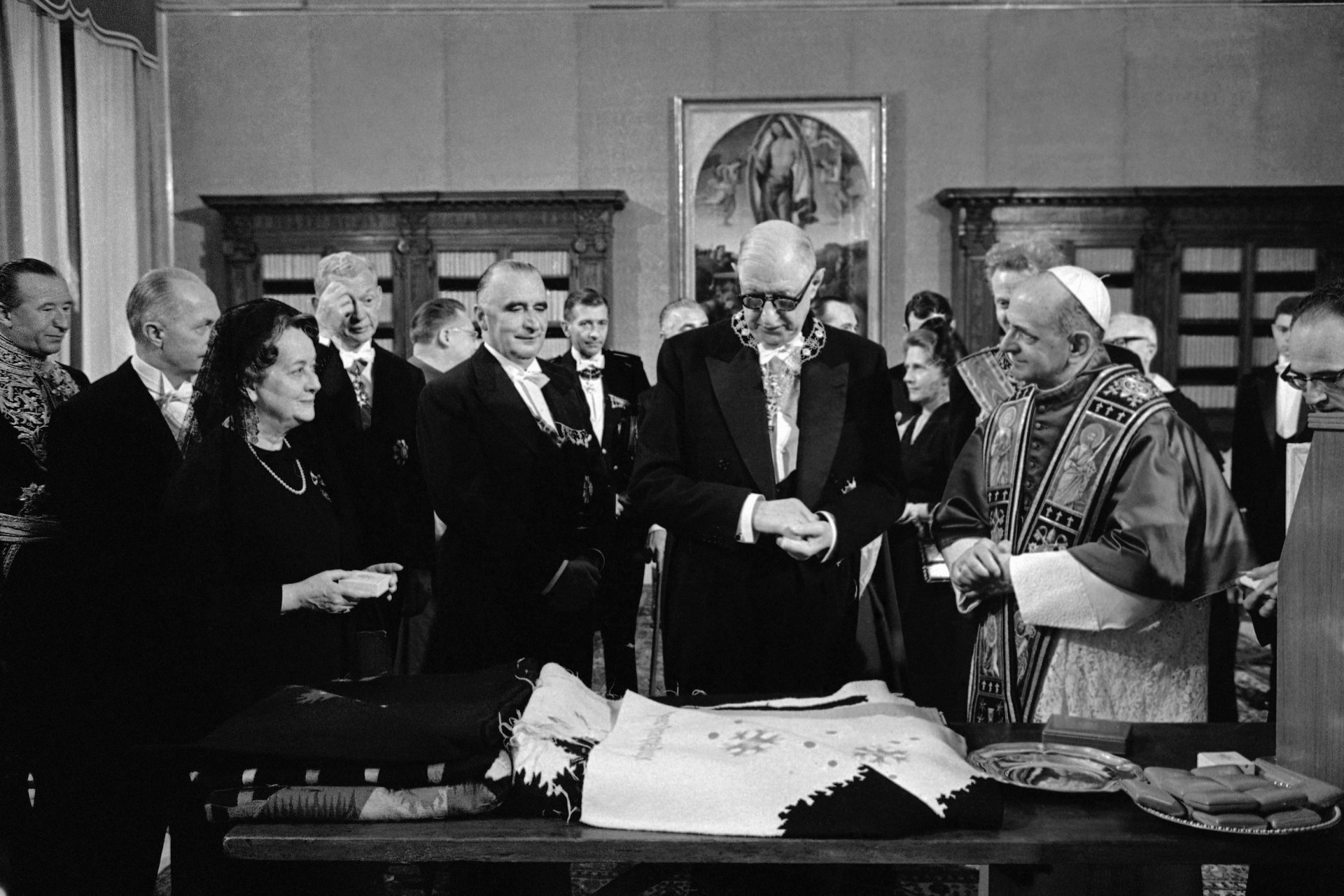 Italy Charles De Gaulle and Pope Paul VI