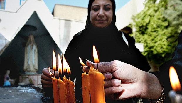 https://wp.es.aleteia.org/wp-content/uploads/sites/7/2017/05/web3-blessed-mother-mary-islam-muslim-women-candles-000_nic96910-wisam-sami-afp.jpg?resize=620,350&q=75