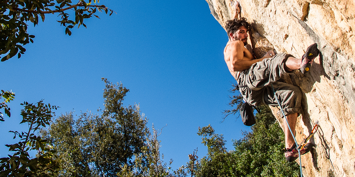 web3-challenge-climbing-man-strength-unsplash-cc0