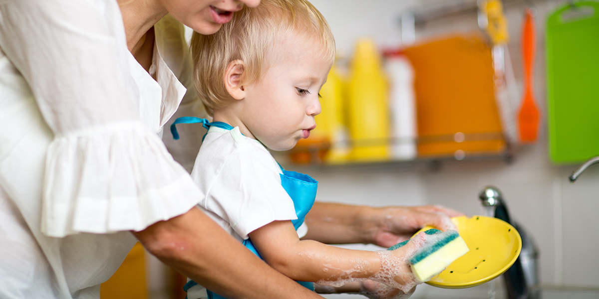 WEB3-CHILD-MOTHER-SON-WASHING-DISHES-CHORES-LEARNING-RESPONSIBILITY-Shutterstock