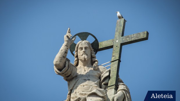 Statue of Jesus on the top of Saint Peter Basilica facade