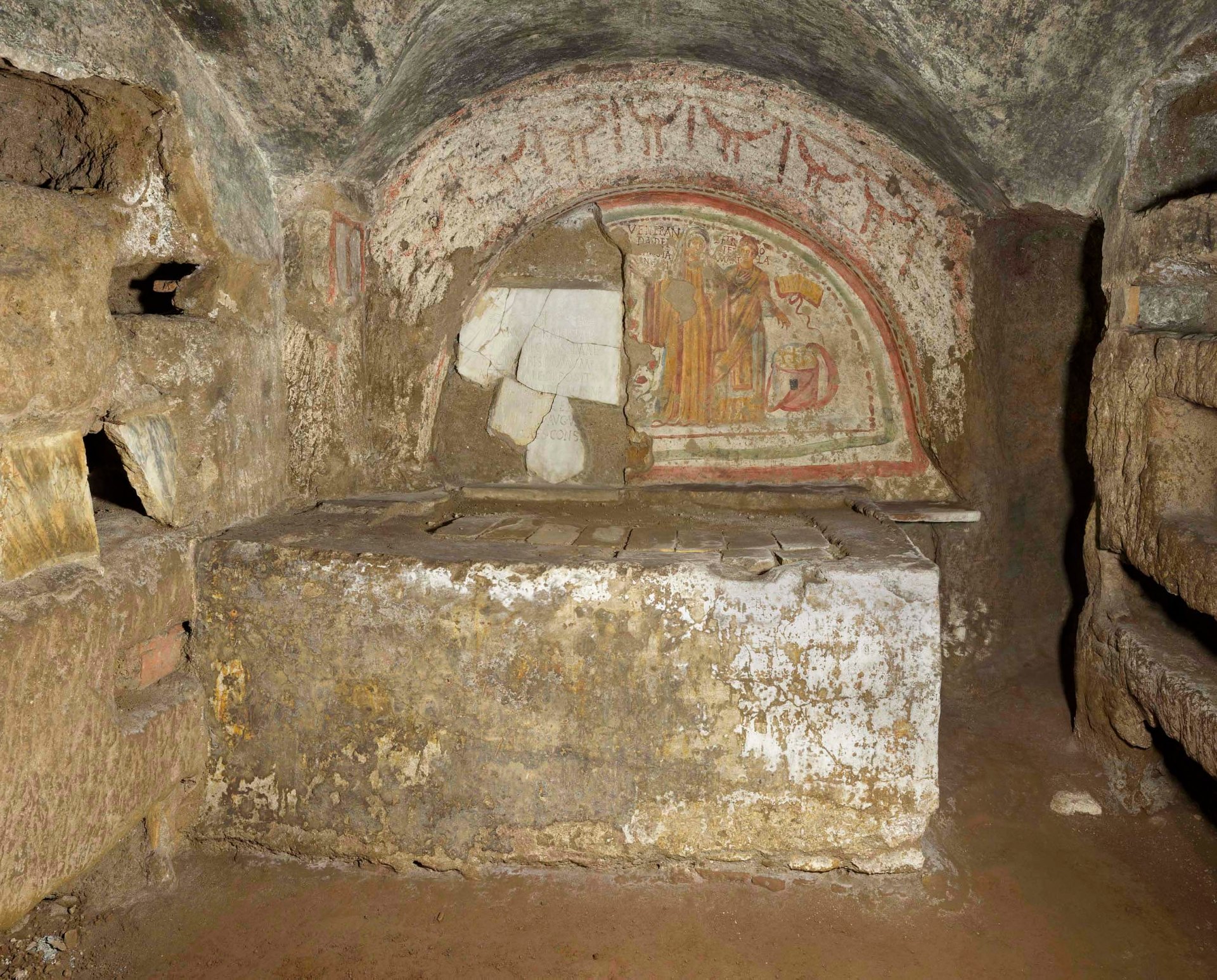 7. Arcosolio di Veneranda