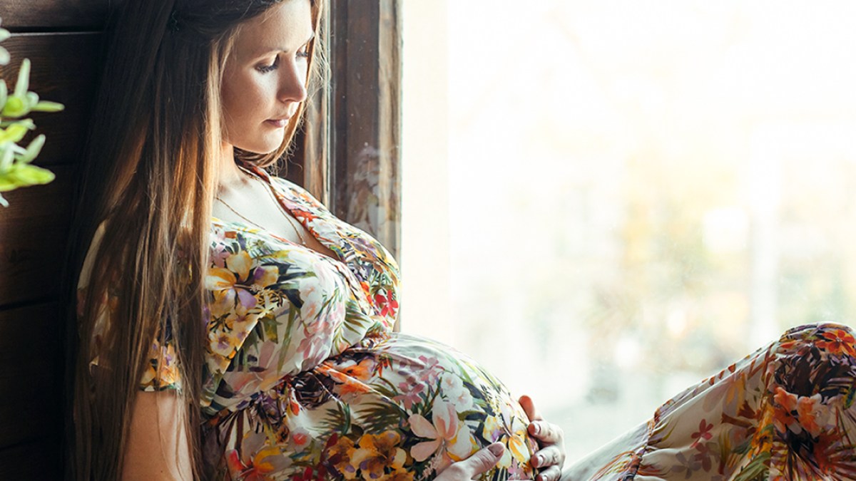 WEB3-PREGNANT-WOMAN-LADY-BABY-EXPECTED-MOTHER-Shutterstock