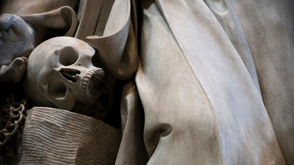 WEB3-SAINT-PAUL-SKULL-SCULPTURE-VATICAN-ROME-STATUE-Jeffrey-Bruno