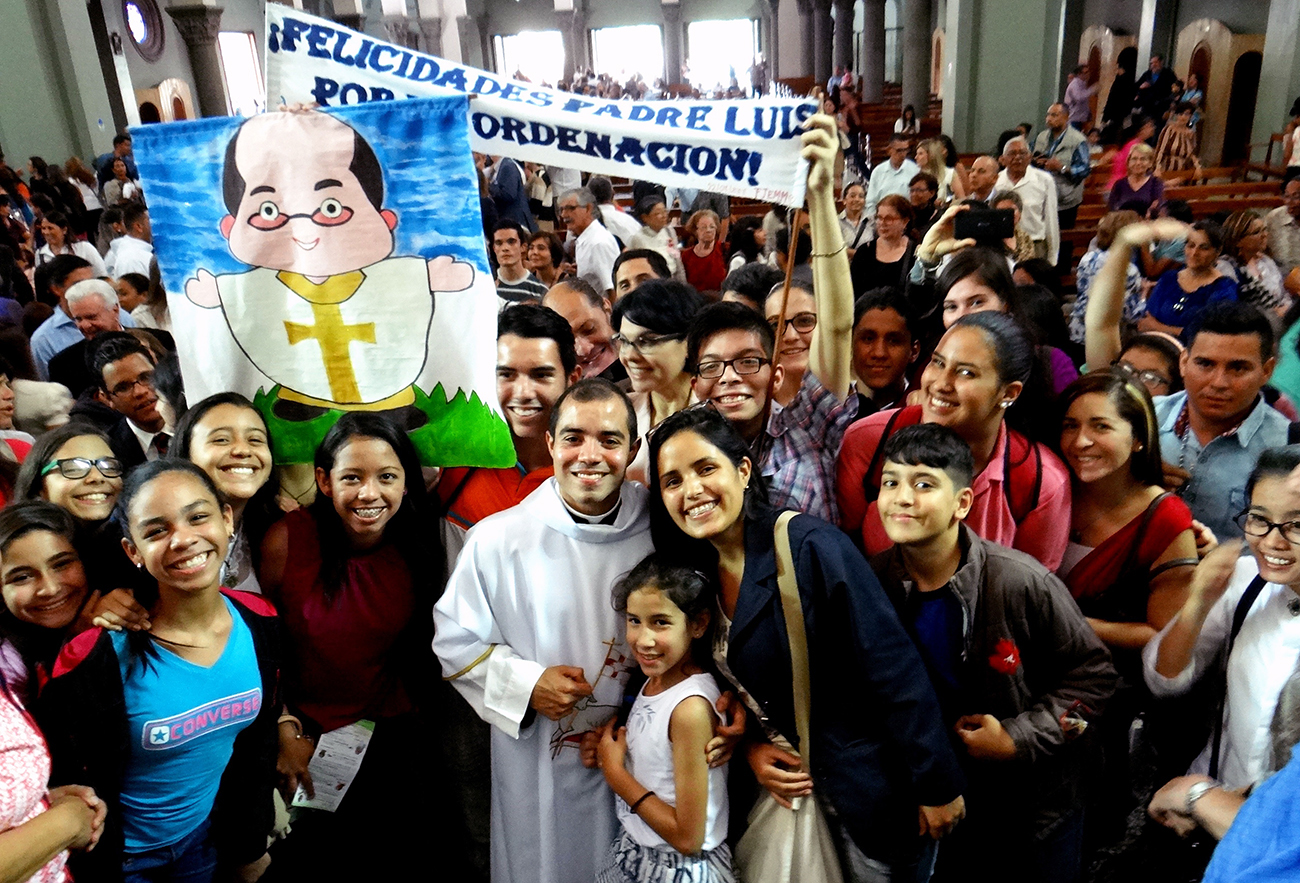 6 PRENSA – El Cardenal Urosa ORDENA Siete Sacerdotes en Caracas el 22Julio2017 – Fotos @GuardianCatolic (6)