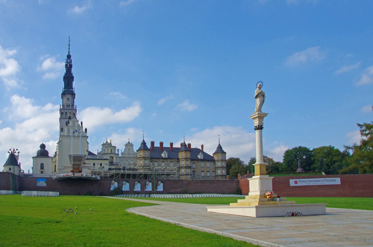 Dlaczego Jasna Góra Jest Najważniejszym Miejscem Dla Polaków por-que-el-santuario-de-jasna-gora-es-el-destino-de-peregrinacion-mas