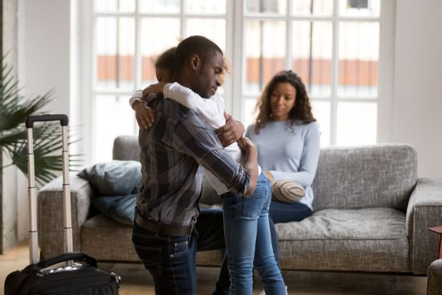 Padres ante divorcio y custodia de los hijos