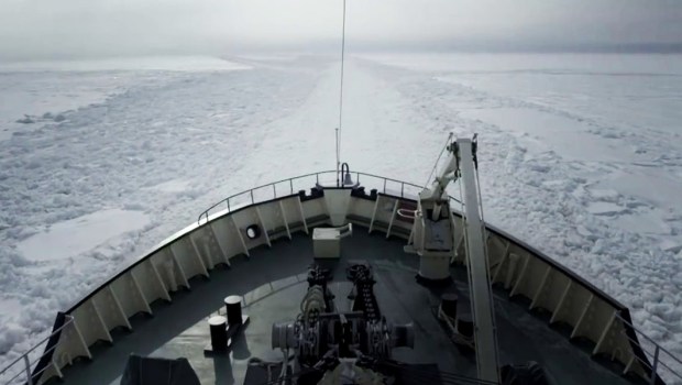 EN EL MISMO BARCO