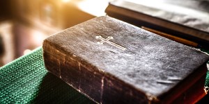 ¿De dónde viene la Biblia?