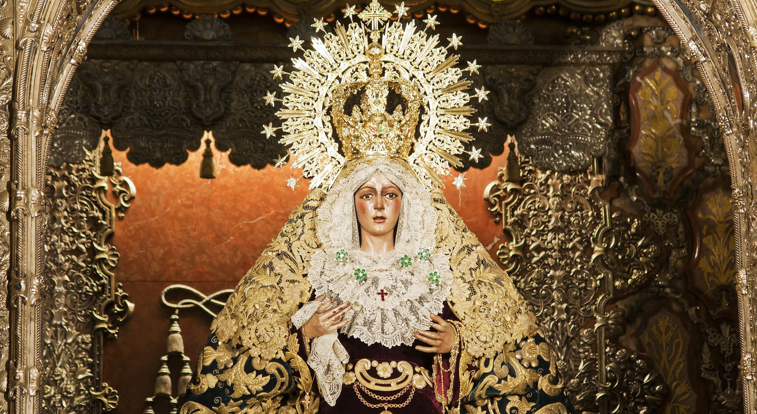 Our-Lady-of-Hope-Macarena-Seville-Spain-shutterstock_88389781