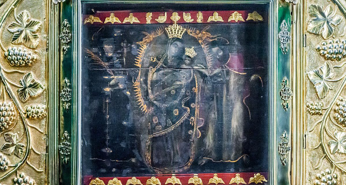 Our_Lady_of_the_Rosary_of_Chiquinquirá_Beria_Lima-cc