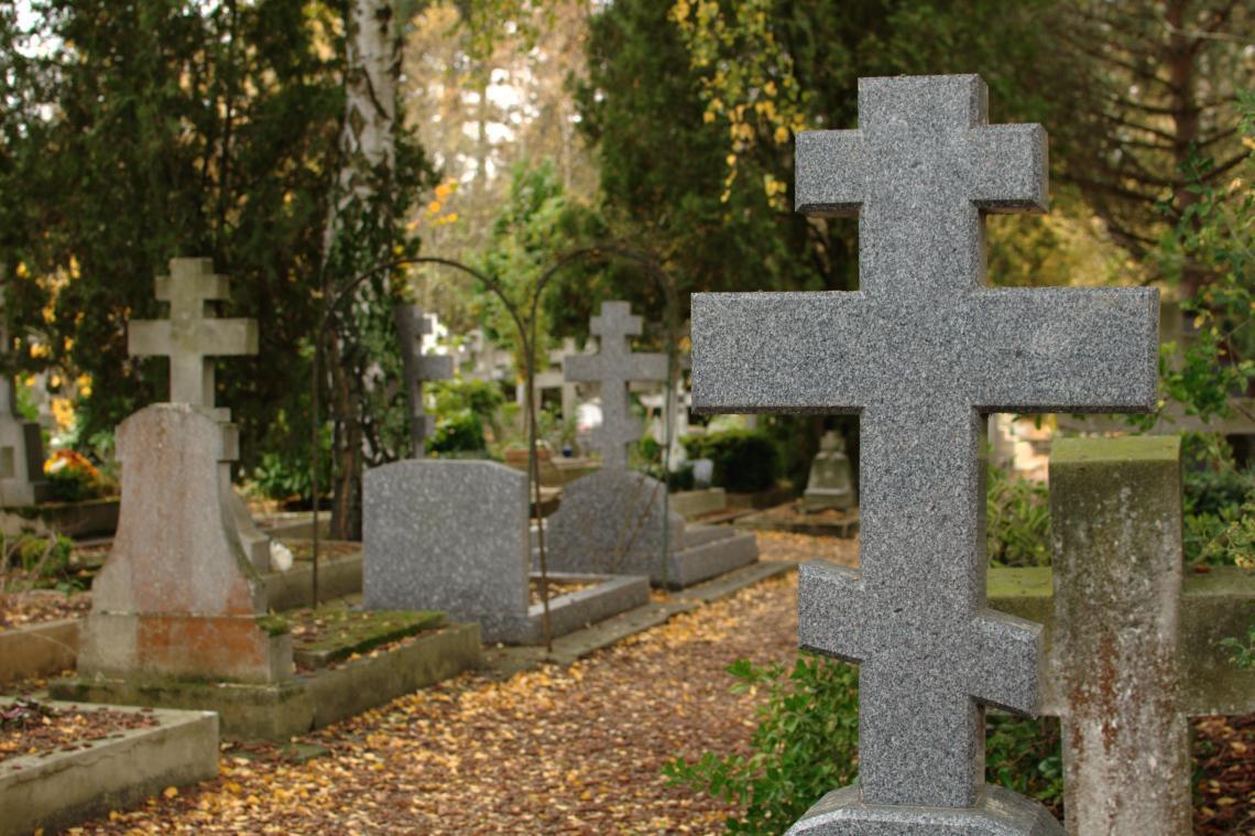 web-cross-orthodox-cimetery-france-celine-cc-by-sa-2-0 (1)