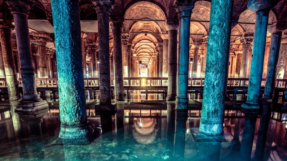 WEB3 BASILICA CISTERN ISTANBUL Volodymyr Goinyk via shutterstock_384658294