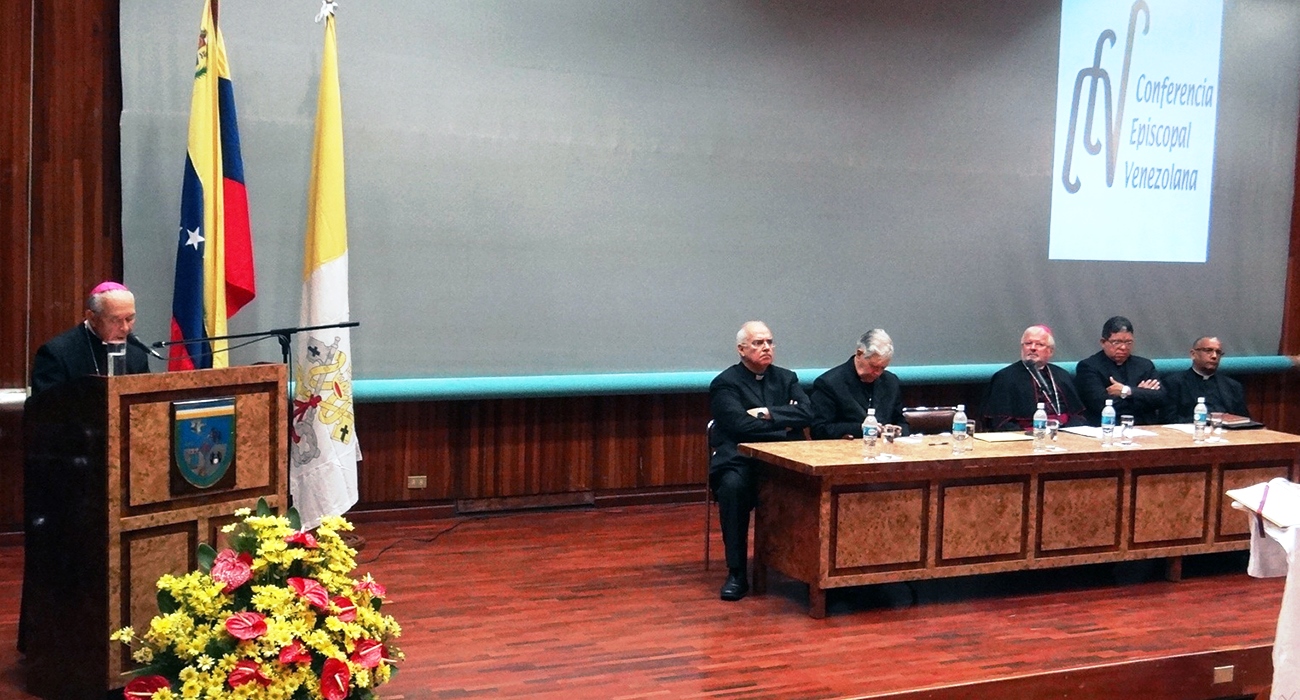Instalación 104 Asamblea Plenaria Ordinaria de la Conferencia Episdcopal Venezolana – Caracas 06-07-2015 @GuardianCatolic (1)