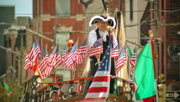 COLUMBUS DAY,PARADE