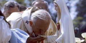 La letanía de Juan Pablo II en Fátima para evitar una guerra nuclear