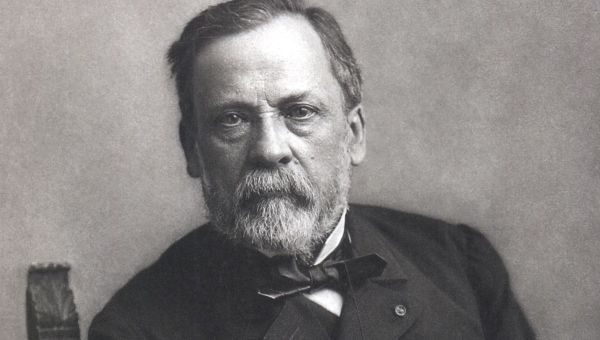 louis pasteur era católico