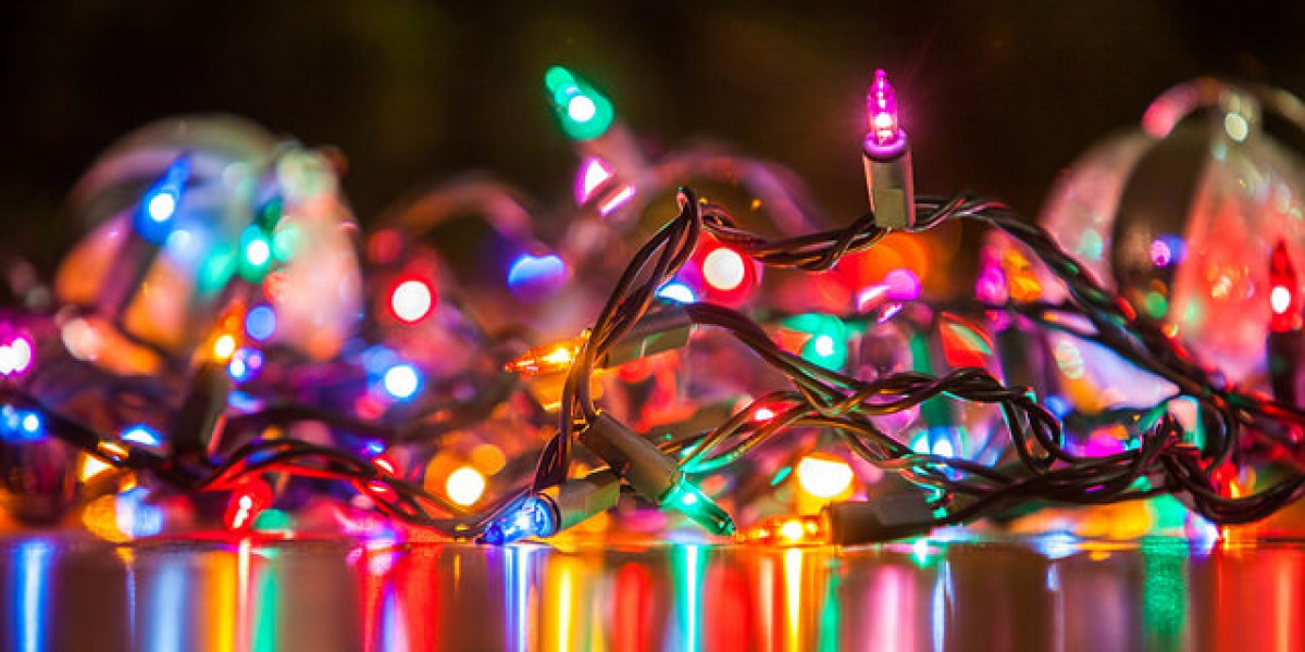 CHRISTMAS LIGHTS