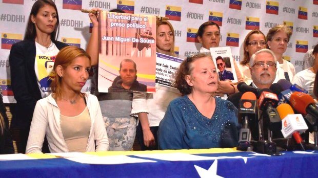Comité de familiares de presos políticos y victimas de la represión en Venezuela &#8211; Fotos Francisco Touceiro (3) (1)