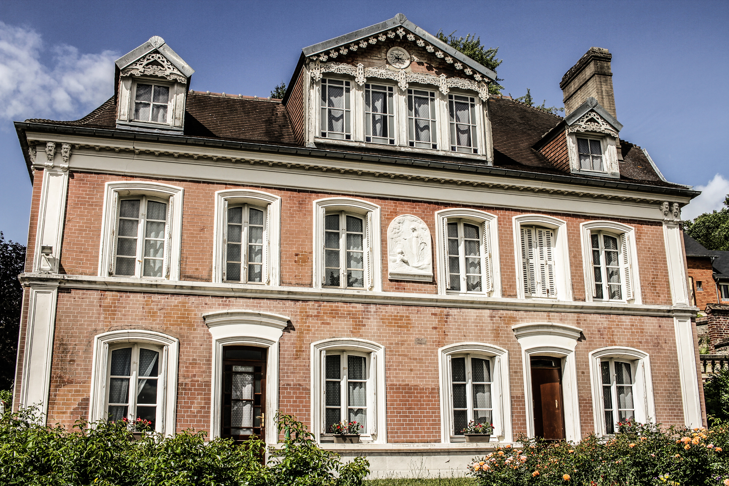 En la intimidad de Teresa de Lisieux en Les Buissonnets