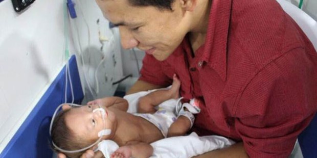 Bebe Milagro En Bucaramanga Estuvo 2 Meses En El Vientre De Su Mama Muerta