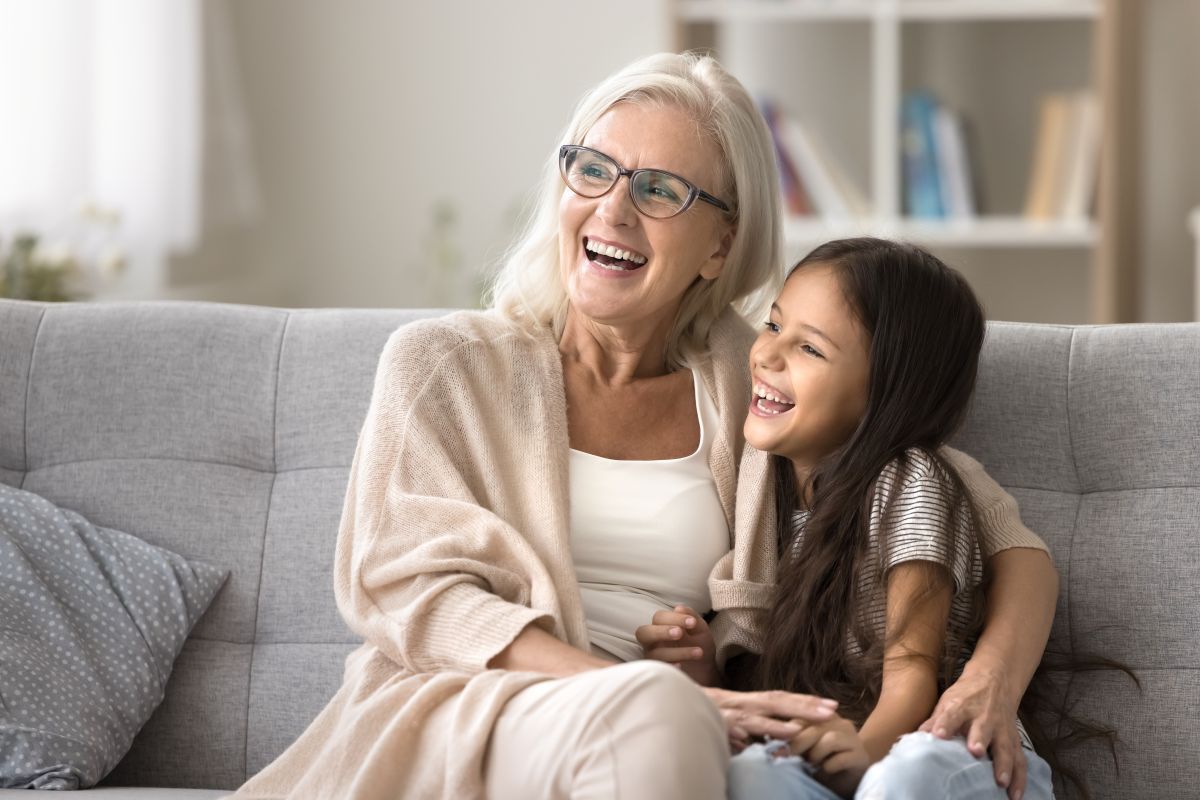 Abuela con nieta