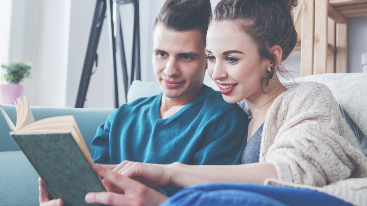 MARRIED,READING